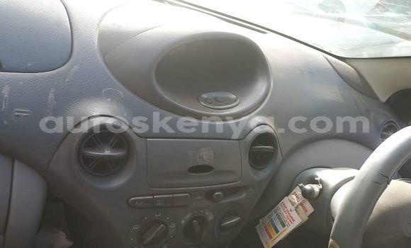 Nunua Ilio tumika Toyota Vitz Fedha Gari ndani ya Mombasa nchini Kenya ya Pwani Nunua Ilio tumika Toyota Vitz Fedha Gari ndani ya Mombasa nchini Kenya ya Pwani