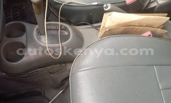 Nunua Ilio tumika Toyota Vitz Fedha Gari ndani ya Mombasa nchini Kenya ya Pwani Nunua Ilio tumika Toyota Vitz Fedha Gari ndani ya Mombasa nchini Kenya ya Pwani