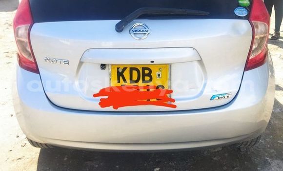 Nunua Ilio tumika Nissan Note Fedha Gari ndani ya Mombasa nchini Kenya ya Pwani Nunua Ilio tumika Nissan Note Fedha Gari ndani ya Mombasa nchini Kenya ya Pwani