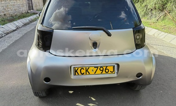 Oofamaa Toyota Vitz Silver Makiinaa iti Nairobi keessatti Nairobi keessatti Oofamaa Toyota Vitz Silver Makiinaa iti Nairobi keessatti Nairobi keessatti