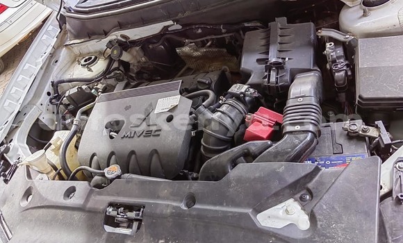 Oofamaa Mitsubishi RVR White Makiinaa iti Nairobi keessatti Nairobi keessatti Oofamaa Mitsubishi RVR White Makiinaa iti Nairobi keessatti Nairobi keessatti