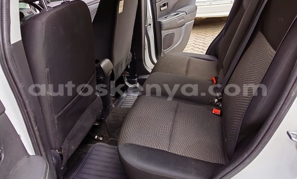 Oofamaa Mitsubishi RVR White Makiinaa iti Nairobi keessatti Nairobi keessatti Oofamaa Mitsubishi RVR White Makiinaa iti Nairobi keessatti Nairobi keessatti