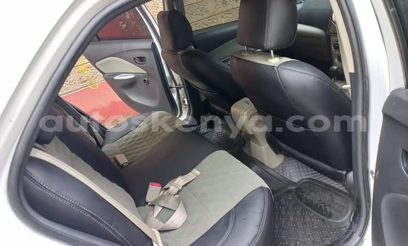 Oofamaa Toyota Belta White Makiinaa iti Nairobi keessatti Nairobi keessatti Oofamaa Toyota Belta White Makiinaa iti Nairobi keessatti Nairobi keessatti