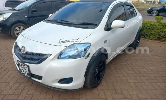 Oofamaa Toyota Belta White Makiinaa iti Nairobi keessatti Nairobi keessatti Oofamaa Toyota Belta White Makiinaa iti Nairobi keessatti Nairobi keessatti