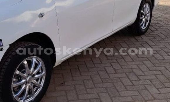 Oofamaa Toyota Axio White Makiinaa iti Nairobi keessatti Nairobi keessatti Oofamaa Toyota Axio White Makiinaa iti Nairobi keessatti Nairobi keessatti