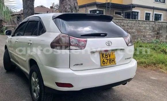 Oofamaa Toyota Harrier White Makiinaa iti Nairobi keessatti Nairobi keessatti Oofamaa Toyota Harrier White Makiinaa iti Nairobi keessatti Nairobi keessatti