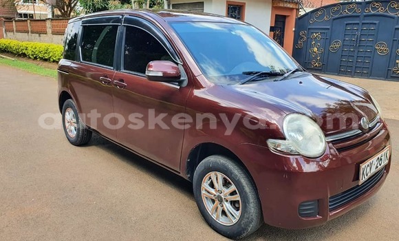 Oofamaa Toyota Sienta Brown Makiinaa iti Nairobi keessatti Nairobi keessatti Oofamaa Toyota Sienta Brown Makiinaa iti Nairobi keessatti Nairobi keessatti