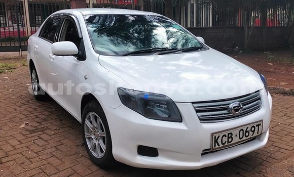 Oofamaa Toyota Axio White Makiinaa iti Nairobi keessatti Nairobi keessatti Oofamaa Toyota Axio White Makiinaa iti Nairobi keessatti Nairobi keessatti