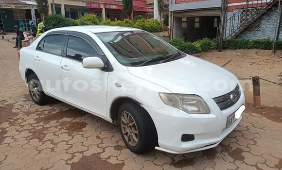 Oofamaa Toyota Axio White Makiinaa iti Nairobi keessatti Nairobi keessatti Oofamaa Toyota Axio White Makiinaa iti Nairobi keessatti Nairobi keessatti