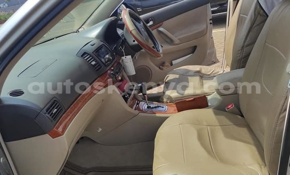 Oofamaa Toyota Premio Silver Makiinaa iti Nairobi keessatti Nairobi keessatti Oofamaa Toyota Premio Silver Makiinaa iti Nairobi keessatti Nairobi keessatti