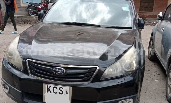 Nunua Ilio tumika Subaru Outback Nyeusi Gari ndani ya Nairobi nchini Nairobi