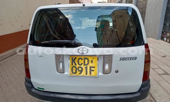 Oofamaa Toyota Succeed White Makiinaa iti Nairobi keessatti Nairobi keessatti Oofamaa Toyota Succeed White Makiinaa iti Nairobi keessatti Nairobi keessatti