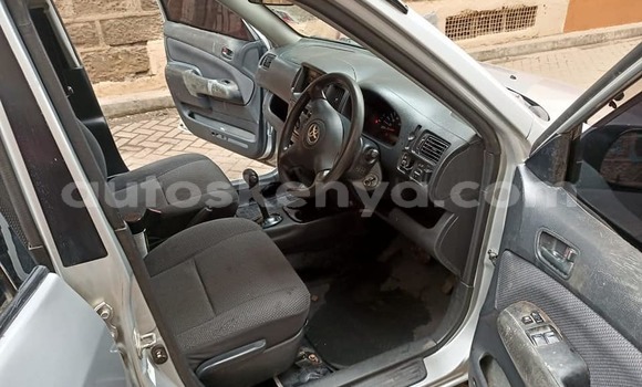 Oofamaa Toyota Succeed Silver Makiinaa iti Nairobi keessatti Nairobi keessatti Oofamaa Toyota Succeed Silver Makiinaa iti Nairobi keessatti Nairobi keessatti