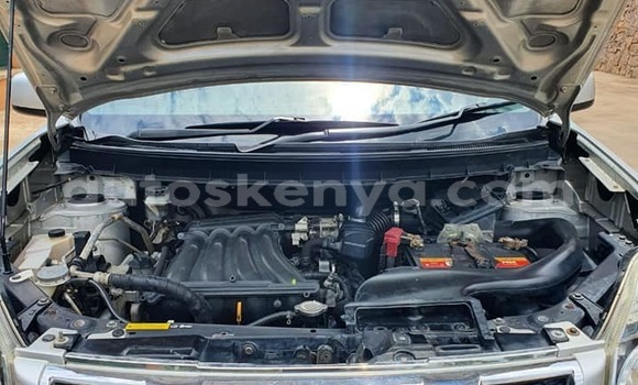 Oofamaa Nissan X–Trail Silver Makiinaa iti Nairobi keessatti Nairobi keessatti Oofamaa Nissan X–Trail Silver Makiinaa iti Nairobi keessatti Nairobi keessatti