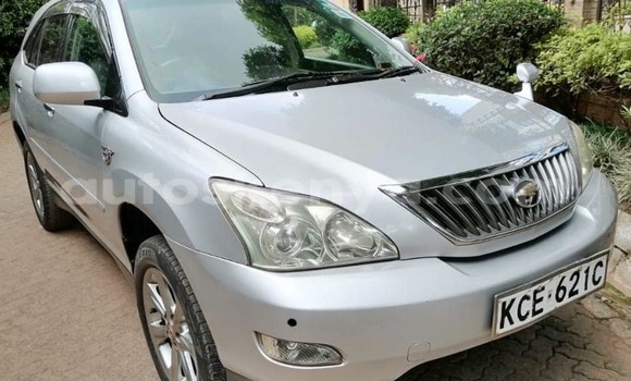Oofamaa Toyota Harrier Silver Makiinaa iti Nairobi keessatti Nairobi keessatti Oofamaa Toyota Harrier Silver Makiinaa iti Nairobi keessatti Nairobi keessatti
