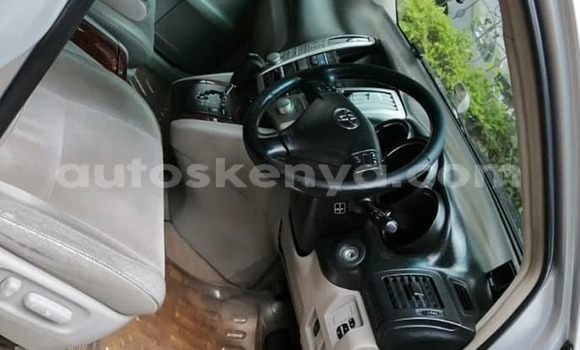 Oofamaa Toyota Harrier Silver Makiinaa iti Nairobi keessatti Nairobi keessatti Oofamaa Toyota Harrier Silver Makiinaa iti Nairobi keessatti Nairobi keessatti