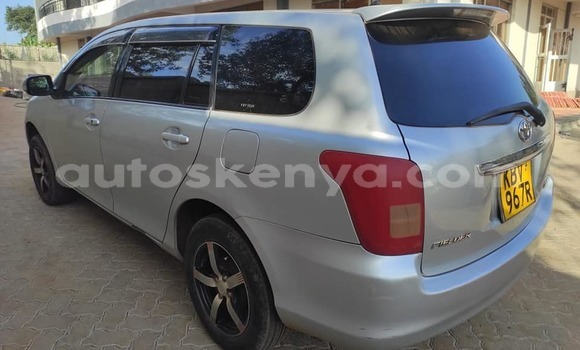 Oofamaa Toyota Fielder Silver Makiinaa iti Nairobi keessatti Nairobi keessatti Oofamaa Toyota Fielder Silver Makiinaa iti Nairobi keessatti Nairobi keessatti