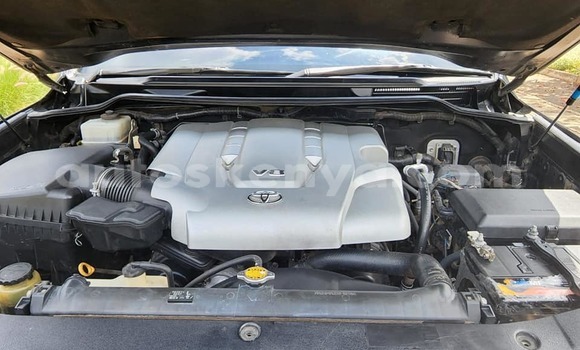 Oofamaa Toyota Land Cruiser Black Makiinaa iti Nairobi keessatti Nairobi keessatti Oofamaa Toyota Land Cruiser Black Makiinaa iti Nairobi keessatti Nairobi keessatti