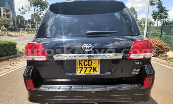 Oofamaa Toyota Land Cruiser Black Makiinaa iti Nairobi keessatti Nairobi keessatti Oofamaa Toyota Land Cruiser Black Makiinaa iti Nairobi keessatti Nairobi keessatti
