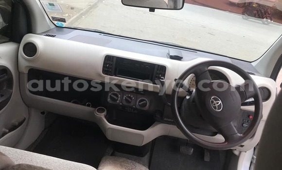 Oofamaa Toyota Passo Silver Makiinaa iti Nairobi keessatti Nairobi keessatti Oofamaa Toyota Passo Silver Makiinaa iti Nairobi keessatti Nairobi keessatti
