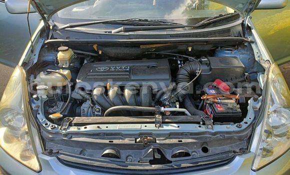 Oofamaa Toyota Wish Blue Makiinaa iti Nairobi keessatti Nairobi keessatti Oofamaa Toyota Wish Blue Makiinaa iti Nairobi keessatti Nairobi keessatti