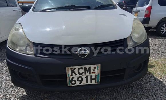 Oofamaa Nissan AD White Makiinaa iti Nairobi keessatti Nairobi keessatti Oofamaa Nissan AD White Makiinaa iti Nairobi keessatti Nairobi keessatti