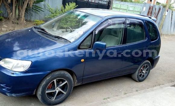 Nunua Ilio tumika Toyota Spacio Bluu Gari ndani ya Nairobi nchini Nairobi Nunua Ilio tumika Toyota Spacio Bluu Gari ndani ya Nairobi nchini Nairobi