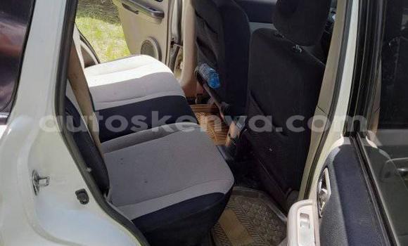 Oofamaa Nissan X–Trail White Makiinaa iti Nairobi keessatti Nairobi keessatti Oofamaa Nissan X–Trail White Makiinaa iti Nairobi keessatti Nairobi keessatti