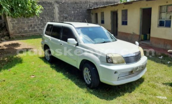 Oofamaa Nissan X–Trail White Makiinaa iti Nairobi keessatti Nairobi keessatti Oofamaa Nissan X–Trail White Makiinaa iti Nairobi keessatti Nairobi keessatti