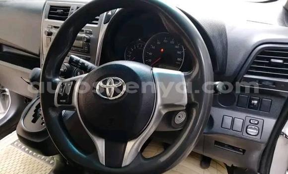 Oofamaa Toyota Ractis Silver Makiinaa iti Nairobi keessatti Nairobi keessatti Oofamaa Toyota Ractis Silver Makiinaa iti Nairobi keessatti Nairobi keessatti
