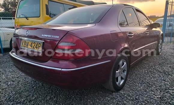 Buy Used Mercedes‒Benz E–Class Red Car in Nairobi in Nairobi Buy Used Mercedes‒Benz E–Class Red Car in Nairobi in Nairobi