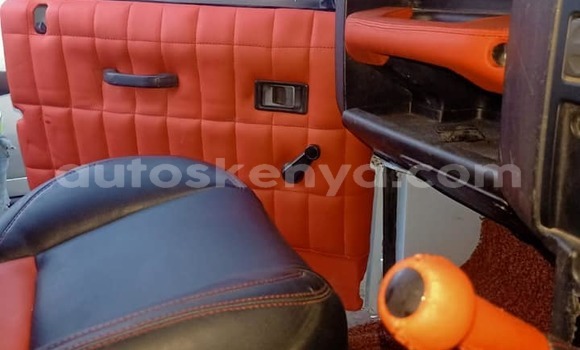 Buy Used Land Rover Defender Blue Car in Nairobi in Nairobi Buy Used Land Rover Defender Blue Car in Nairobi in Nairobi