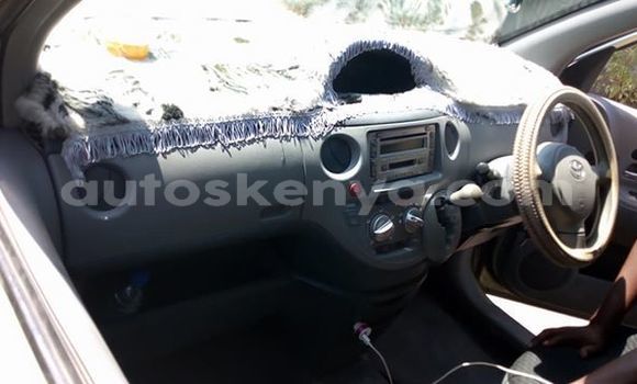 Nunua Ilio tumika Toyota Sienta Kijani Gari ndani ya Nairobi nchini Nairobi Nunua Ilio tumika Toyota Sienta Kijani Gari ndani ya Nairobi nchini Nairobi