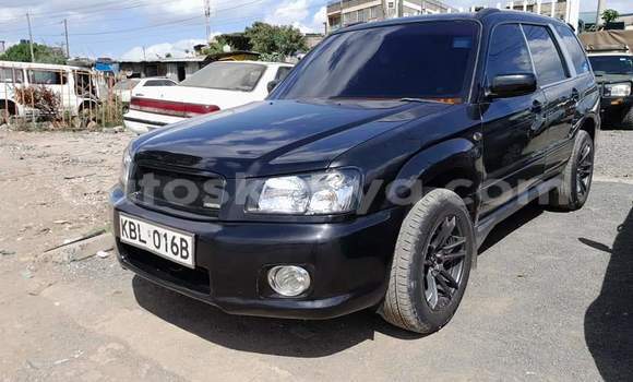 Nunua Ilio tumika Subaru Forester Nyeusi Gari ndani ya Nairobi nchini Nairobi