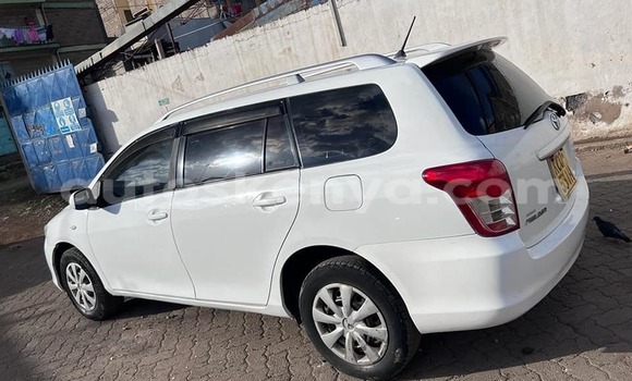 Buy Used Toyota Fielder White Car in Nairobi in Nairobi Buy Used Toyota Fielder White Car in Nairobi in Nairobi