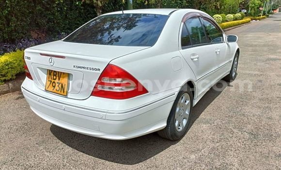 Buy Used Mercedes‒Benz C–Class White Car in Nairobi in Nairobi Buy Used Mercedes‒Benz C–Class White Car in Nairobi in Nairobi