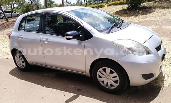 Nunua Ilio tumika Toyota Vitz Fedha Gari ndani ya Nairobi nchini Nairobi Nunua Ilio tumika Toyota Vitz Fedha Gari ndani ya Nairobi nchini Nairobi