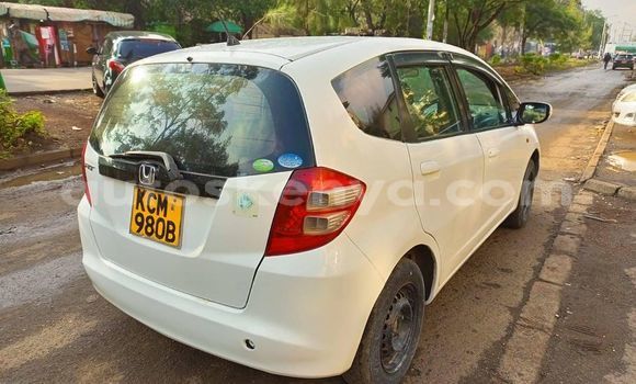 Buy Used Honda Fit White Car in Nairobi in Nairobi Buy Used Honda Fit White Car in Nairobi in Nairobi