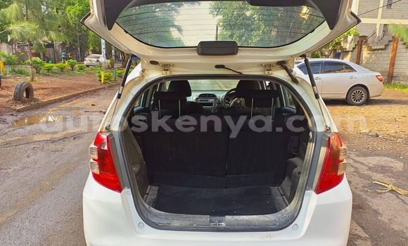 Buy Used Honda Fit White Car in Nairobi in Nairobi Buy Used Honda Fit White Car in Nairobi in Nairobi