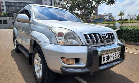 Oofamaa Toyota Land Cruiser Prado Silver Makiinaa iti Nairobi keessatti Nairobi keessatti Oofamaa Toyota Land Cruiser Prado Silver Makiinaa iti Nairobi keessatti Nairobi keessatti