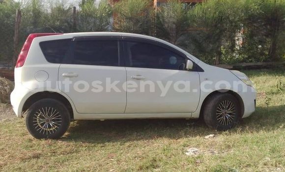 Oofamaa Nissan Note White Makiinaa iti Nairobi keessatti Nairobi keessatti Oofamaa Nissan Note White Makiinaa iti Nairobi keessatti Nairobi keessatti