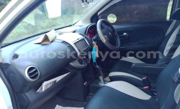 Oofamaa Nissan Note White Makiinaa iti Nairobi keessatti Nairobi keessatti Oofamaa Nissan Note White Makiinaa iti Nairobi keessatti Nairobi keessatti