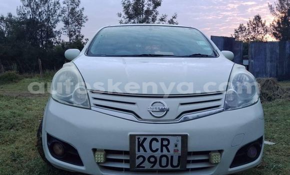 Oofamaa Nissan Note White Makiinaa iti Nairobi keessatti Nairobi keessatti Oofamaa Nissan Note White Makiinaa iti Nairobi keessatti Nairobi keessatti