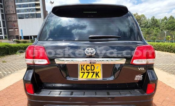 Oofamaa Toyota Land Cruiser Black Makiinaa iti Nairobi keessatti Nairobi keessatti Oofamaa Toyota Land Cruiser Black Makiinaa iti Nairobi keessatti Nairobi keessatti