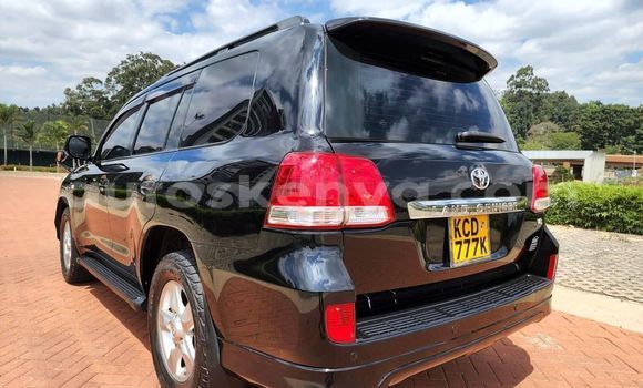 Oofamaa Toyota Land Cruiser Black Makiinaa iti Nairobi keessatti Nairobi keessatti Oofamaa Toyota Land Cruiser Black Makiinaa iti Nairobi keessatti Nairobi keessatti