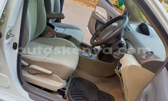 Oofamaa Toyota Belta White Makiinaa iti Nairobi keessatti Nairobi keessatti Oofamaa Toyota Belta White Makiinaa iti Nairobi keessatti Nairobi keessatti