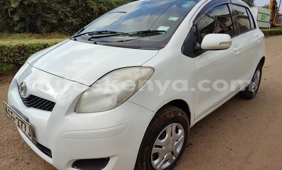 Nunua Ilio tumika Honda Fit Nyeupe Gari ndani ya Nairobi nchini Nairobi Nunua Ilio tumika Honda Fit Nyeupe Gari ndani ya Nairobi nchini Nairobi