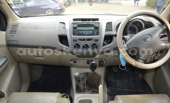 Buy Used Toyota Fortuner Silver Car in Nairobi in Nairobi Buy Used Toyota Fortuner Silver Car in Nairobi in Nairobi