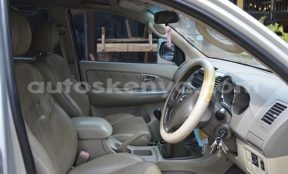Buy Used Toyota Fortuner Silver Car in Nairobi in Nairobi Buy Used Toyota Fortuner Silver Car in Nairobi in Nairobi