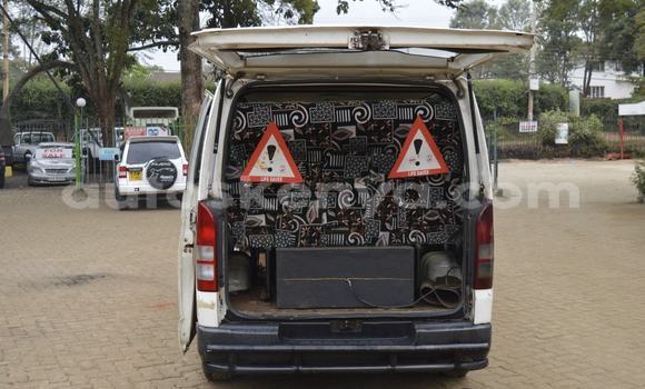 Buy Used Toyota Hiace White Car in Nairobi in Nairobi Buy Used Toyota Hiace White Car in Nairobi in Nairobi